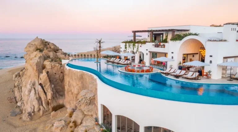 Cabo Villas with Chef: Where Luxury Meets Flavor