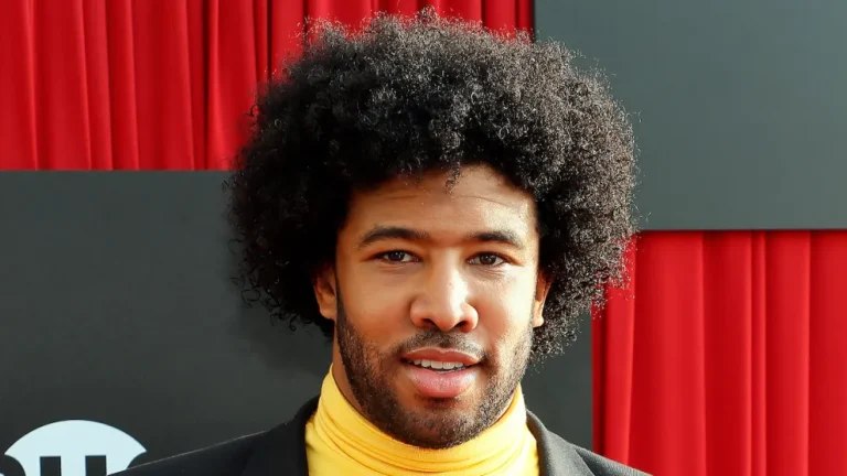 How Tall Is Eugene Daniels? Soaring Heights of a Football Warrior and Journalism Luminary