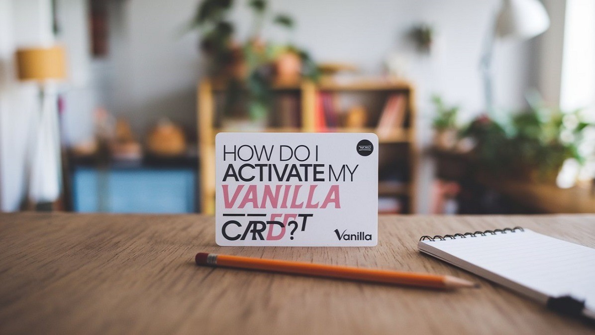 Status Initial Vanilla Gift Card