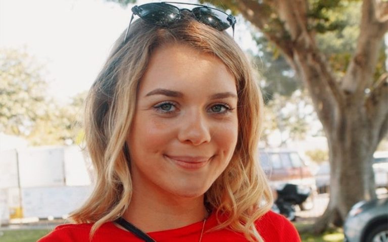 Gabbie Carter Net Worth