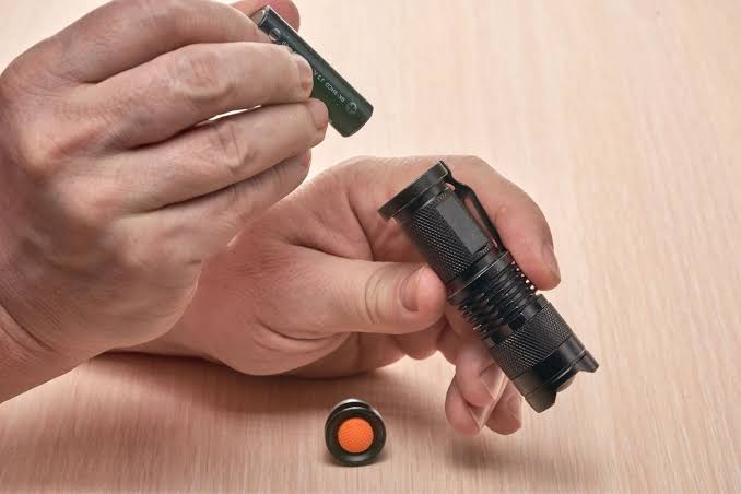 Why Isn't My Flashlight Working? Causes & Quick Fixes 2026